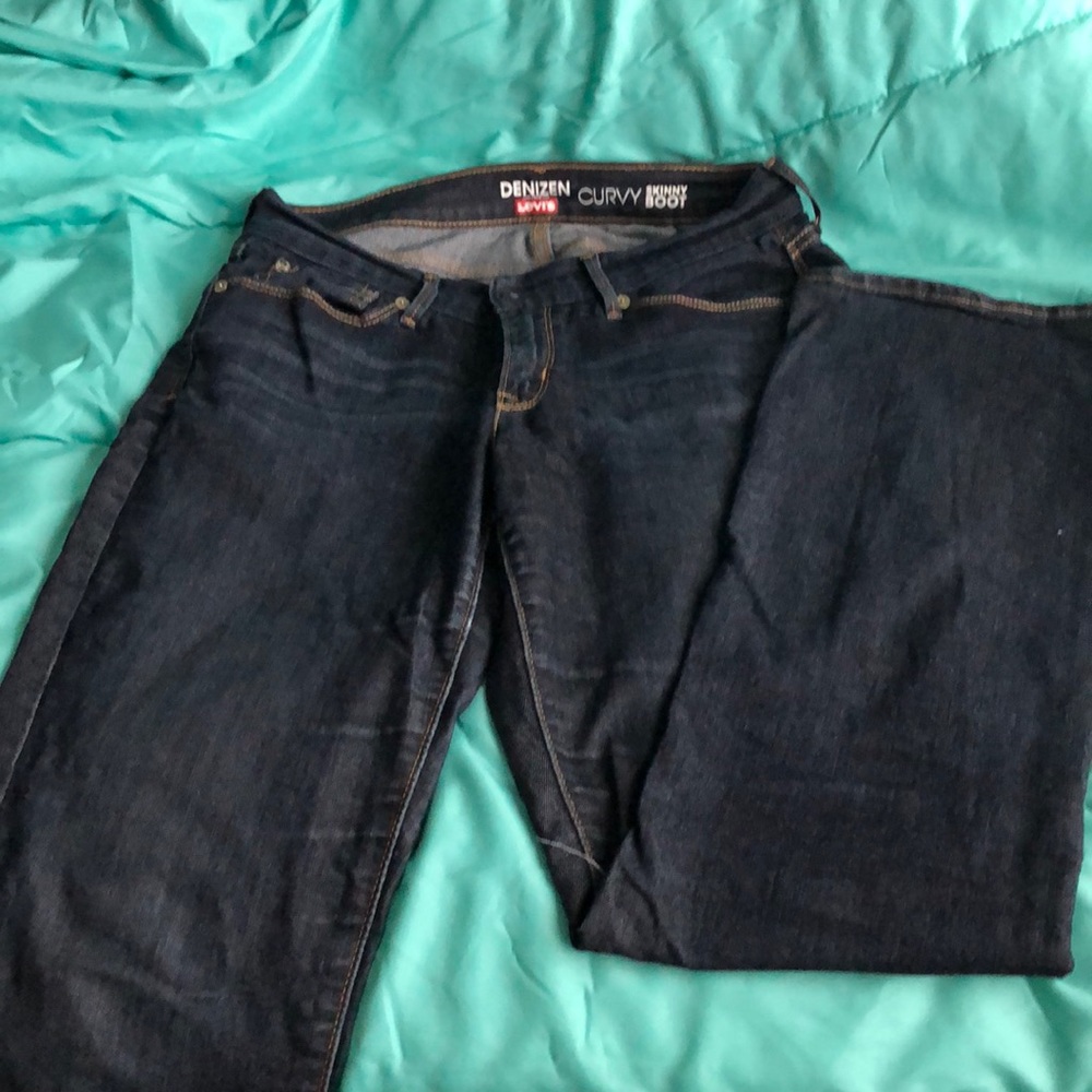 Dark-Wash, Skinny, Boot-Cut Jeans!